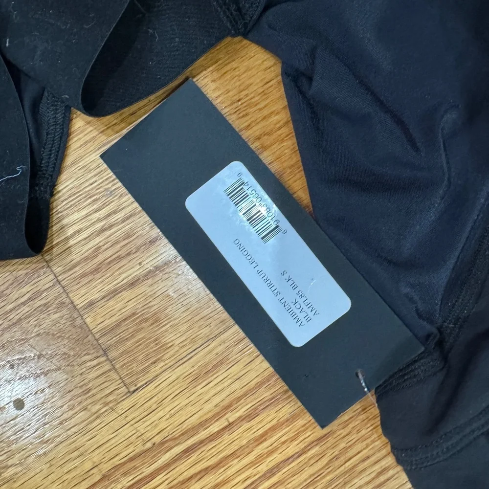 Michi Black Stirrup Leggings - Picture 7 of 8